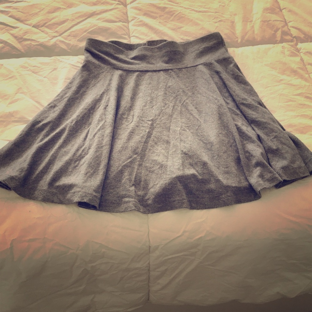 Grey flowy skirt